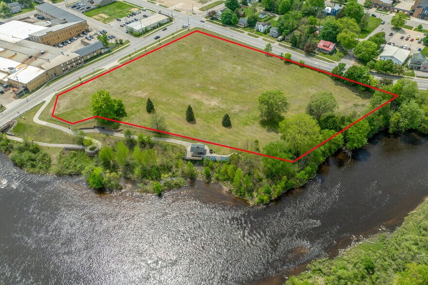 More Photos Of 906 N State St, Big Rapids Land For Sale