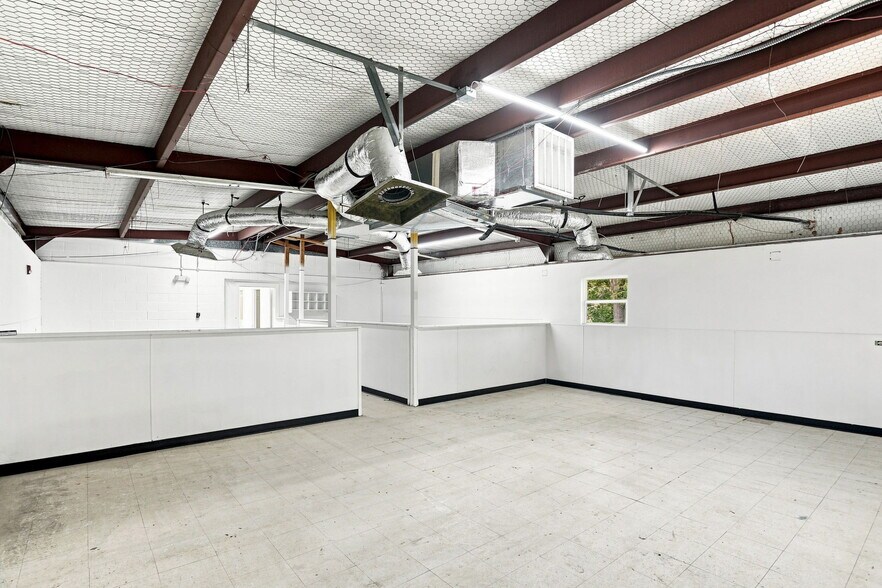 More Photos Of 1271 Oak St, Schertz Schools For Lease