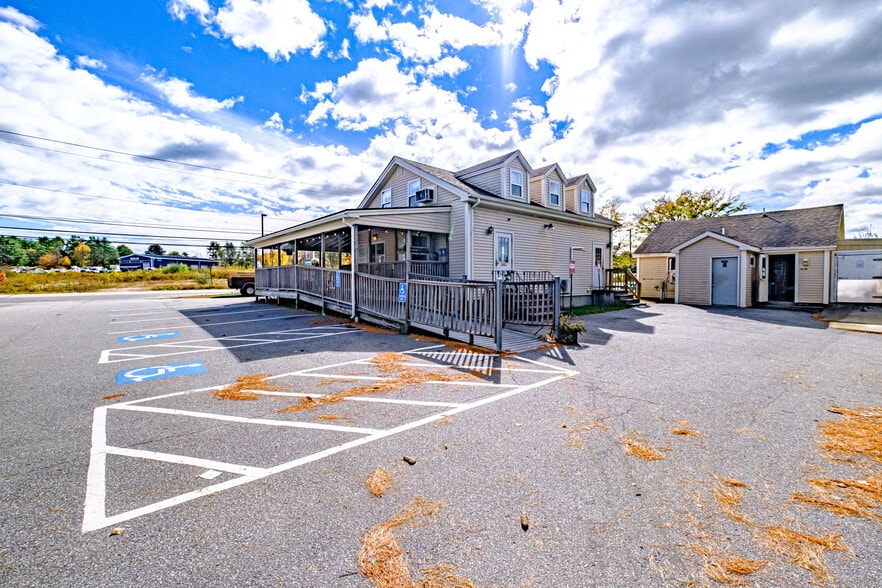 More Photos Of 150 US ROUTE 1, Freeport Fast Food For Sale