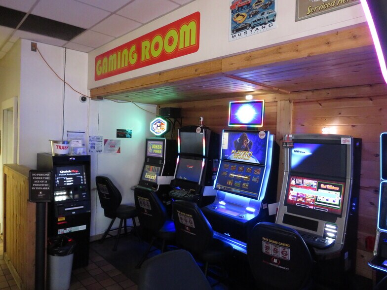 More Photos Of 2600 W Jefferson St, Joliet Fast Food For Sale