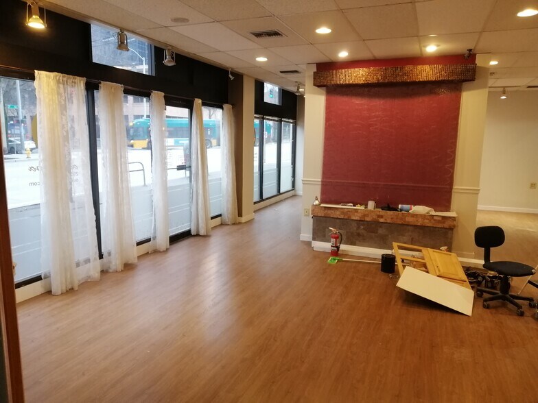 More Photos Of 2211 3rd Ave, Seattle Apartments For Lease