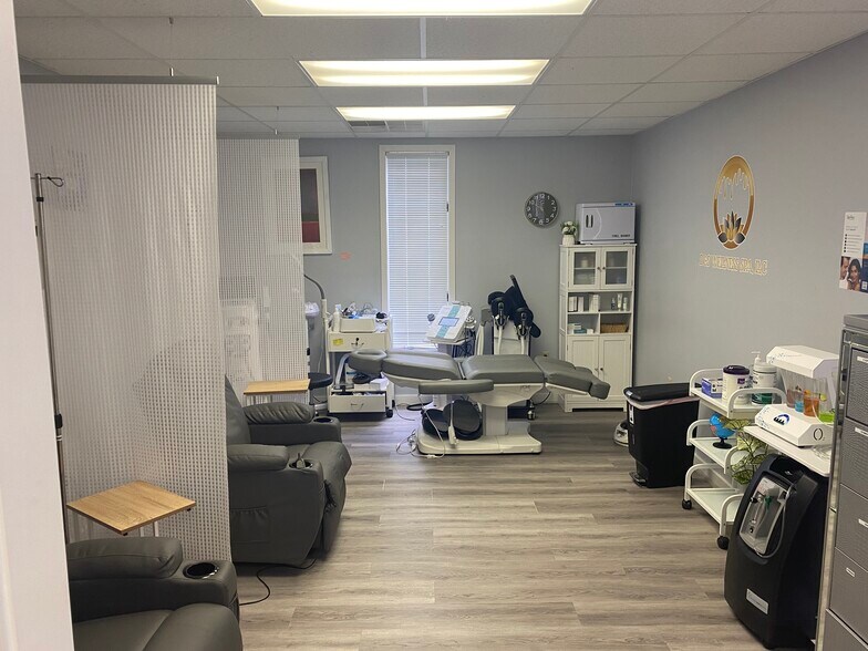 More Photos Of 1158 Professional Dr, Williamsburg Office For Lease