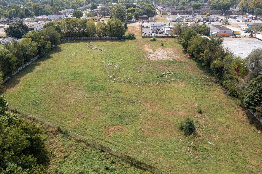 Primary Photo Of 3511 7th Street Rd, Louisville Land For Sale