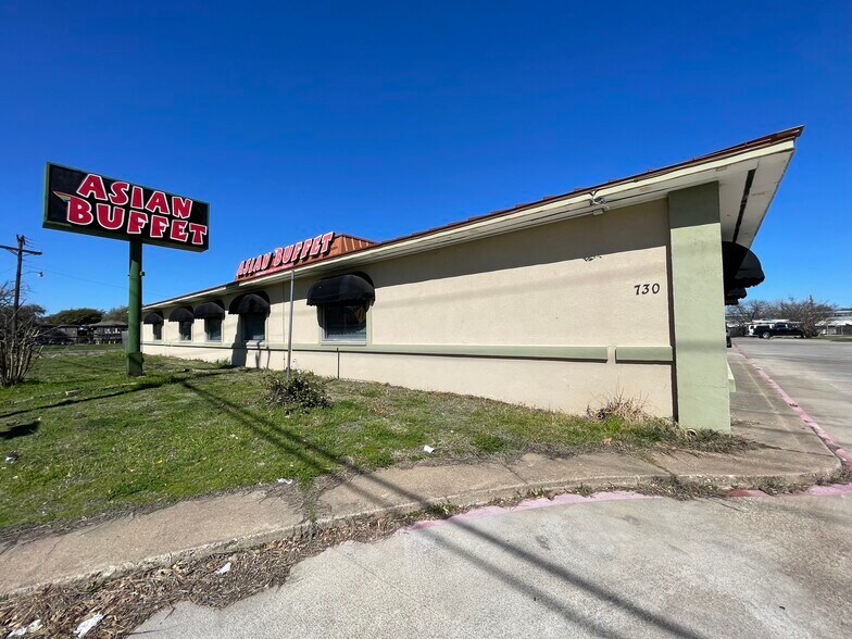 More Photos Of 730 W Spring Valley Rd, Richardson Restaurant For Sale