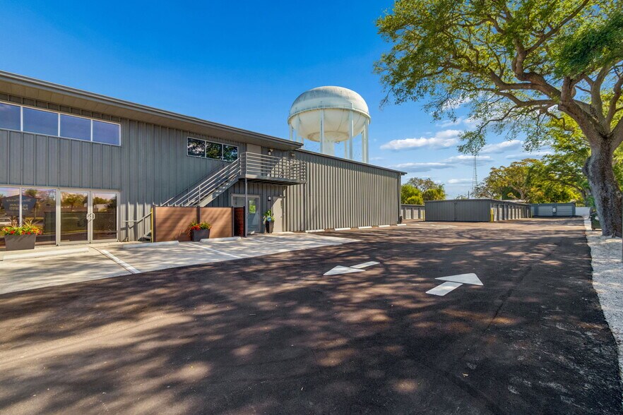 More Photos Of 1453 S Martin Luther King Jr Ave, Clearwater Warehouse For Sale