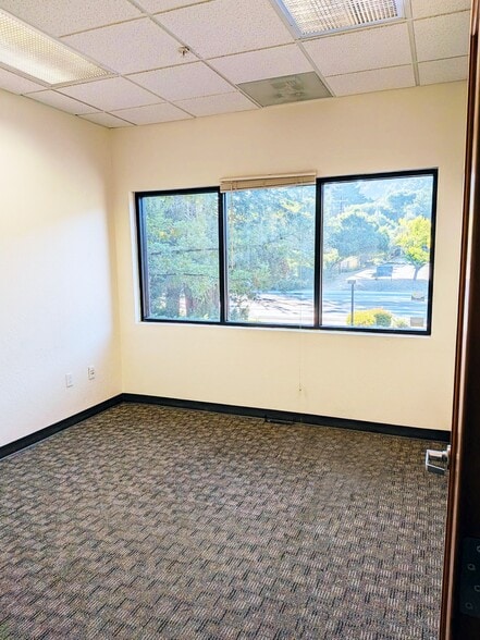 More Photos Of 4604 Scotts Valley Dr, Scotts Valley Loft Creative Space For Lease