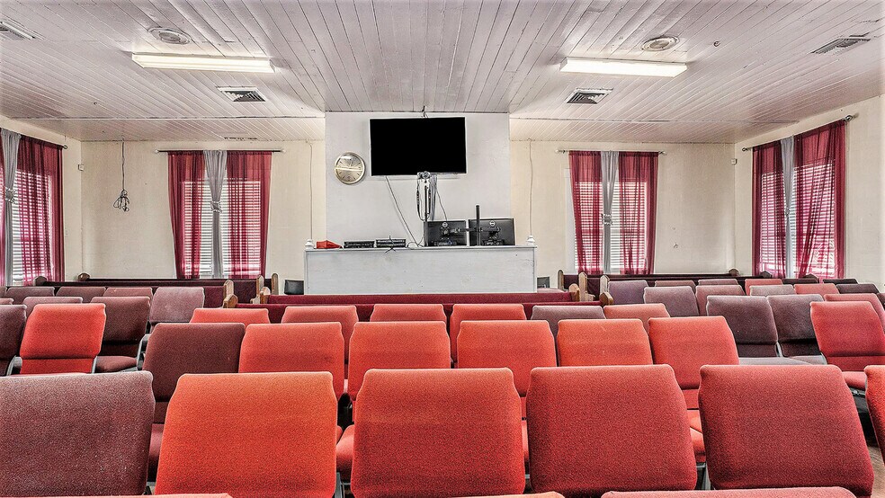 More Photos Of 5118 E 17th Ave, Tampa Religious Facility For Sale