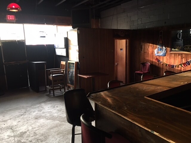 More Photos Of 2560 Terry Rd, Jackson Restaurant For Sale