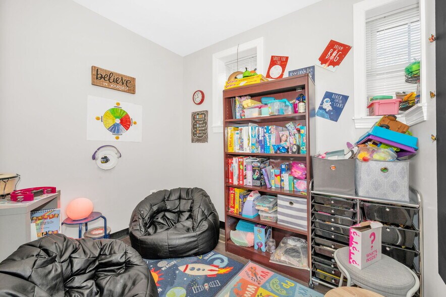 More Photos Of 4920 Belair Rd, Baltimore Office For Sale