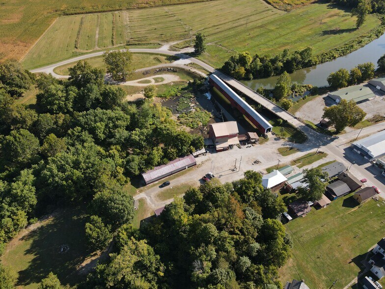 More Photos Of 8104 Bridgeton Rd, Bridgeton Specialty For Sale