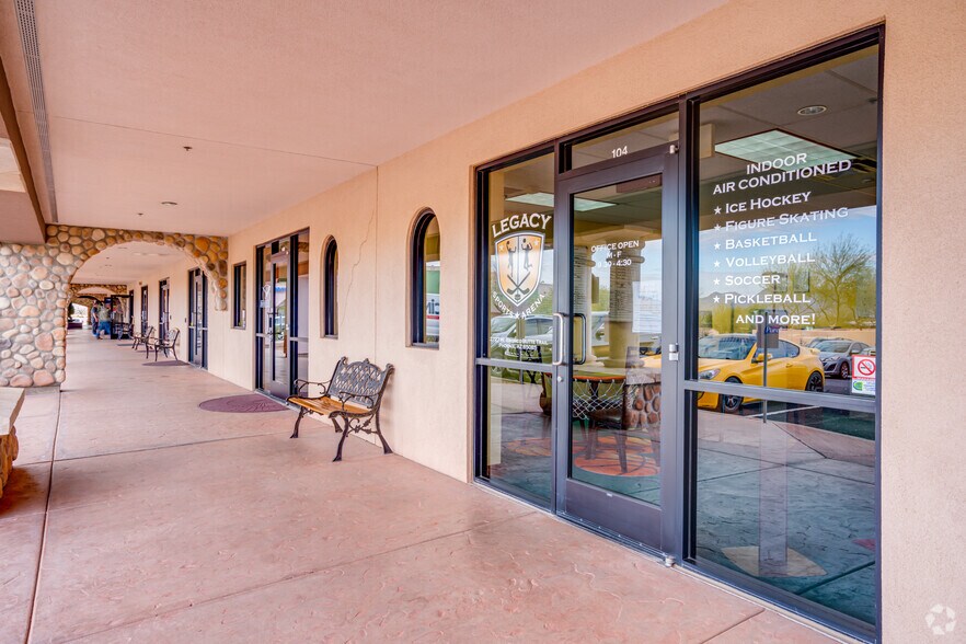 More Photos Of 711 E Carefree Hwy, Phoenix Unknown For Lease