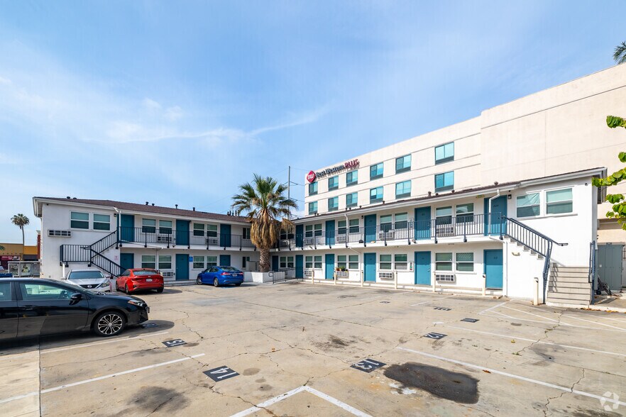 More Photos Of , Inglewood Multifamily For Sale