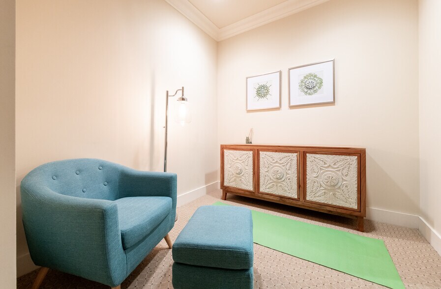 More Photos Of 177 4th Ave N, Jacksonville Beach Office For Lease