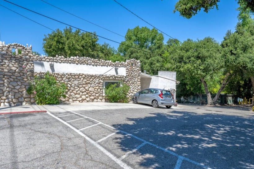 More Photos Of 12625 Sierra Hwy, Santa Clarita Restaurant For Sale