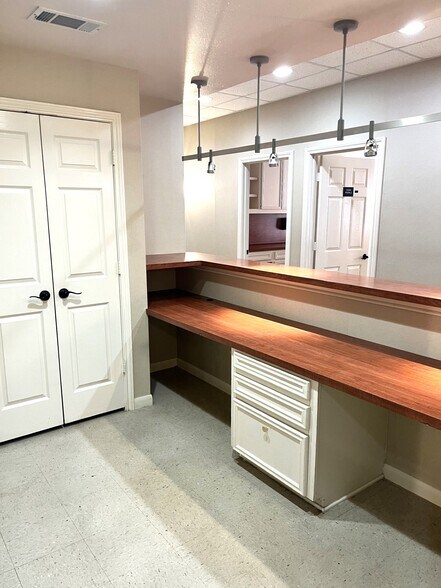 More Photos Of 22028 Highland Knolls Dr, Katy Medical For Sale