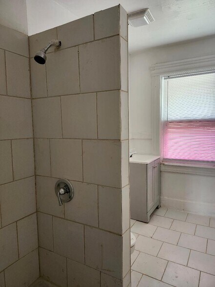 More Photos Of 65 Mason St, Rochester Apartments For Sale