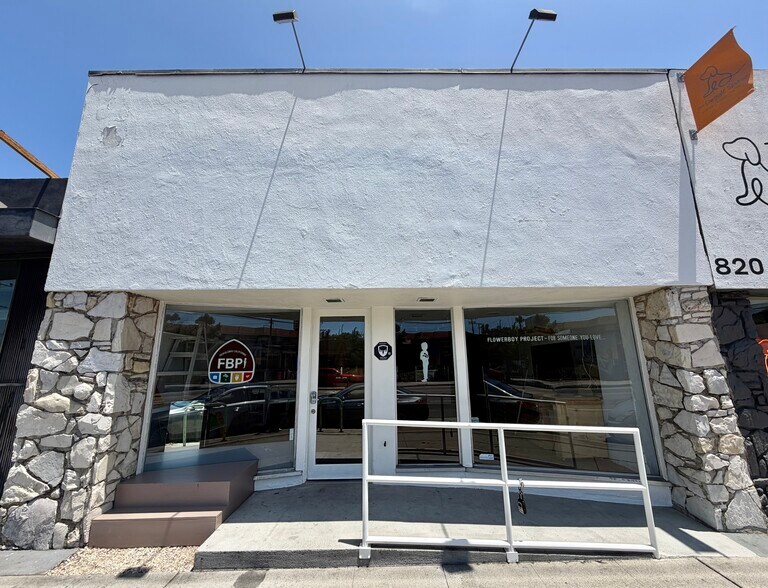 Primary Photo Of 816 Lincoln Blvd, Venice Storefront For Lease