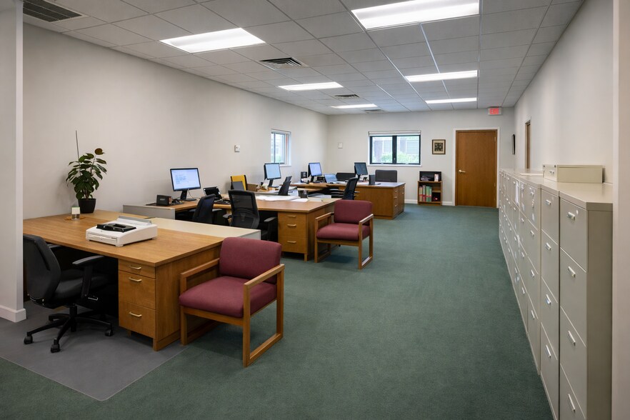 More Photos Of 3540 W 95th St, Evergreen Park Office For Sale