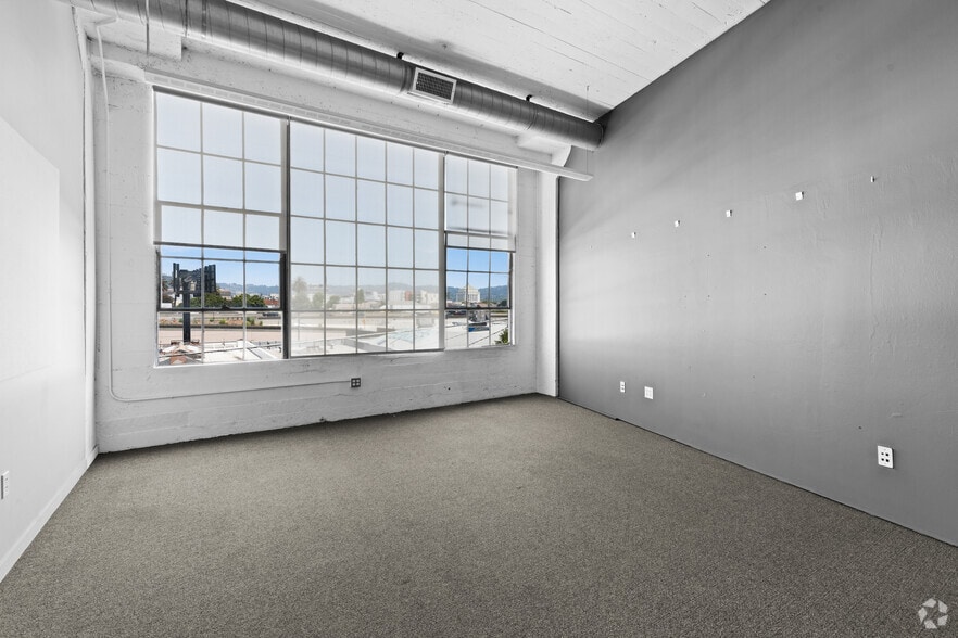 More Photos Of 283 4th St, Oakland Loft Creative Space For Sale