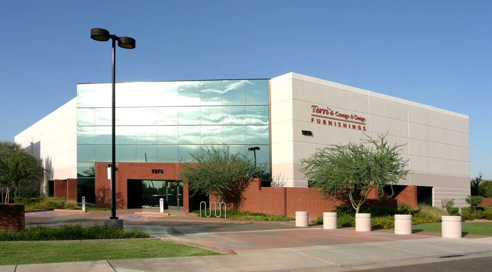 More Photos Of 1375 W Drivers Way, Tempe Light Distribution For Sale