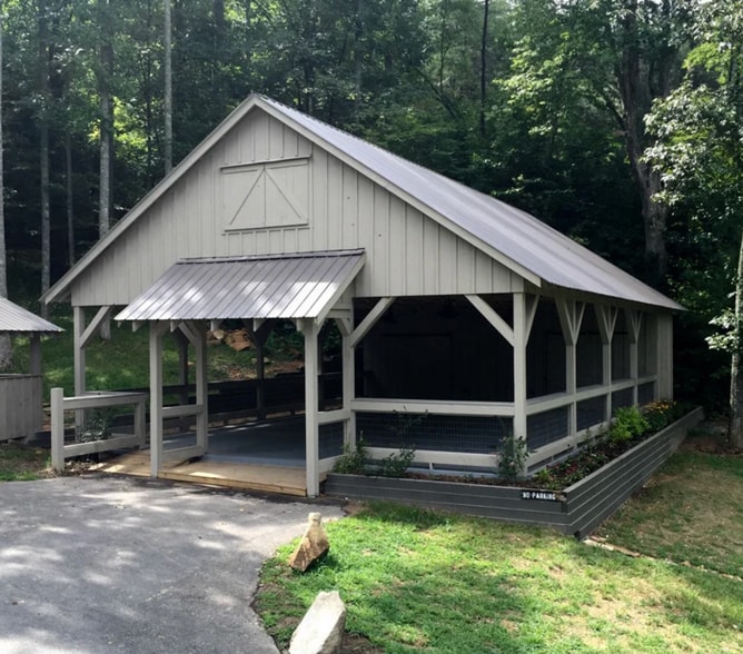 More Photos Of 391 Forest Service Rd, Blairsville Lodge Meeting Hall For Sale