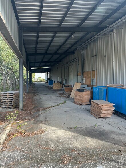 More Photos Of 180 Cumberland Park Ln, Saint Augustine Manufacturing For Sale
