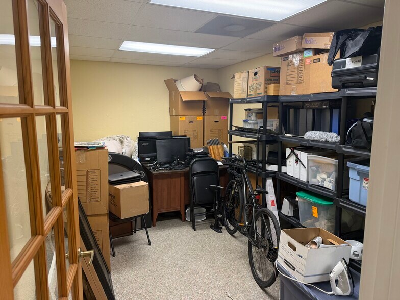 More Photos Of 1045 9th Ave N, Saint Petersburg Medical For Lease