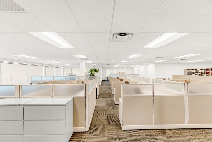 More Photos Of 150 Essjay Rd, Buffalo Office Residential For Sale