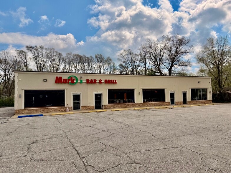 Primary Photo Of 2385 Willowcreek Rd, Portage Restaurant For Sale