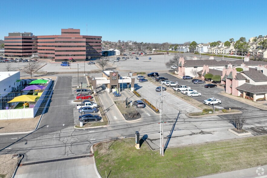 More Photos Of 6134 S Memorial Dr, Tulsa General Retail For Sale