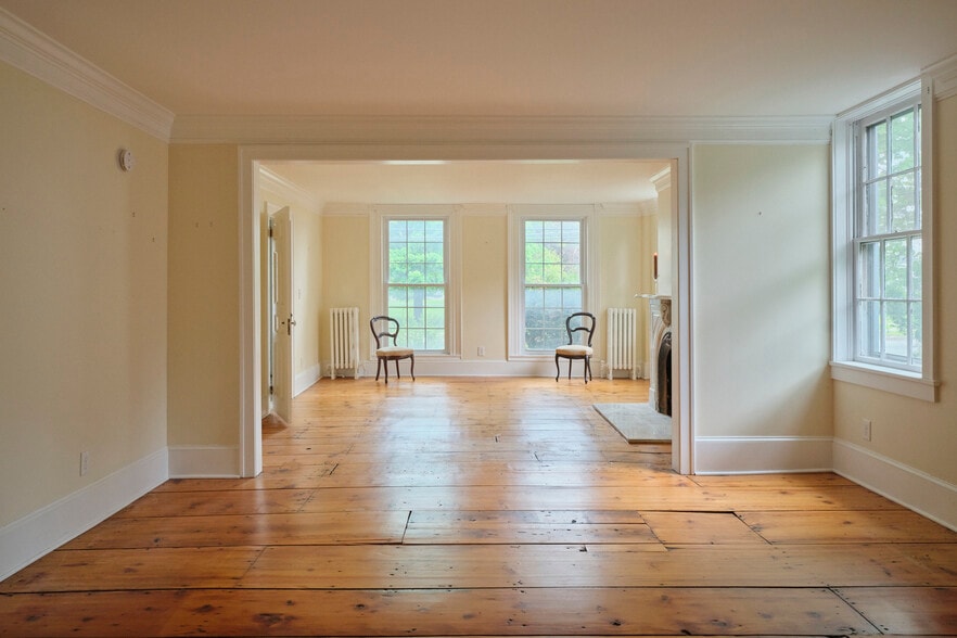 More Photos Of 267 Main St, Schoharie Hospitality For Sale