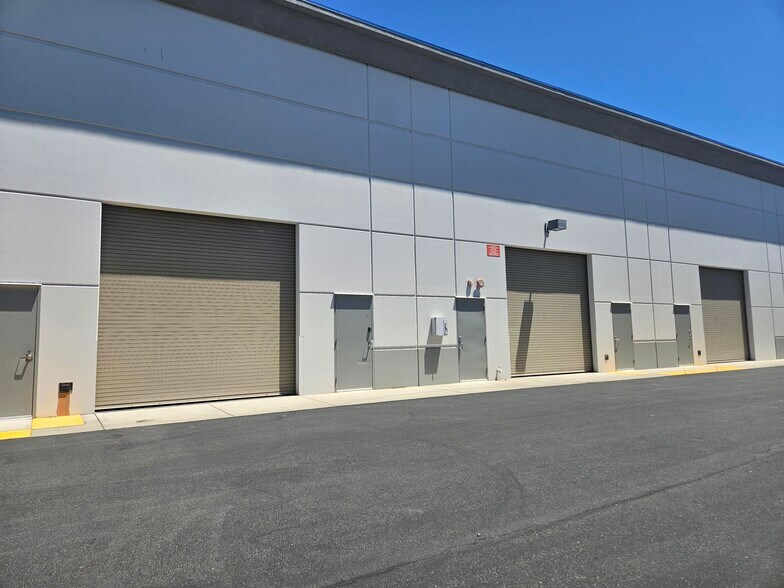 More Photos Of 1106 Tinker Rd, Rocklin Unknown For Lease