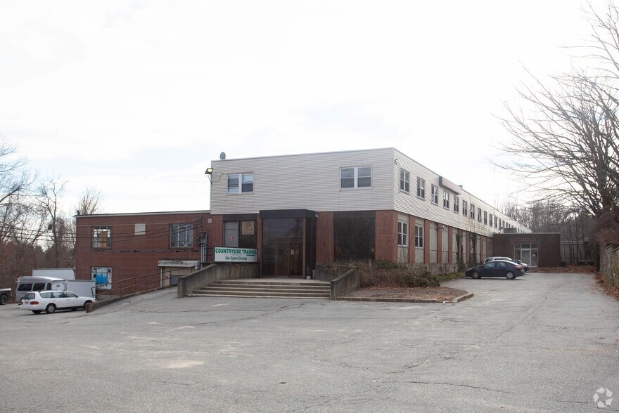 Primary Photo Of 550 Newtown Rd, Littleton Self Storage For Lease