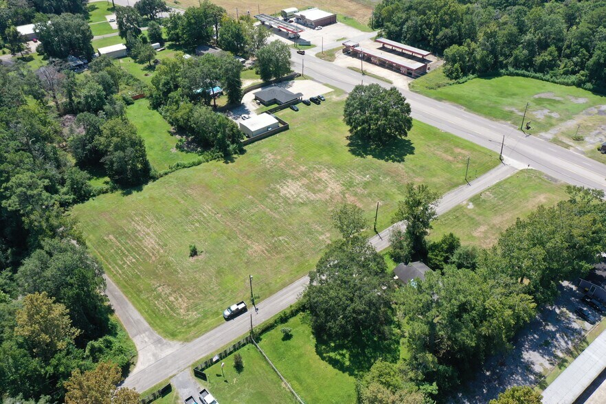 More Photos Of 1990 N Main St, Vidor Land For Sale