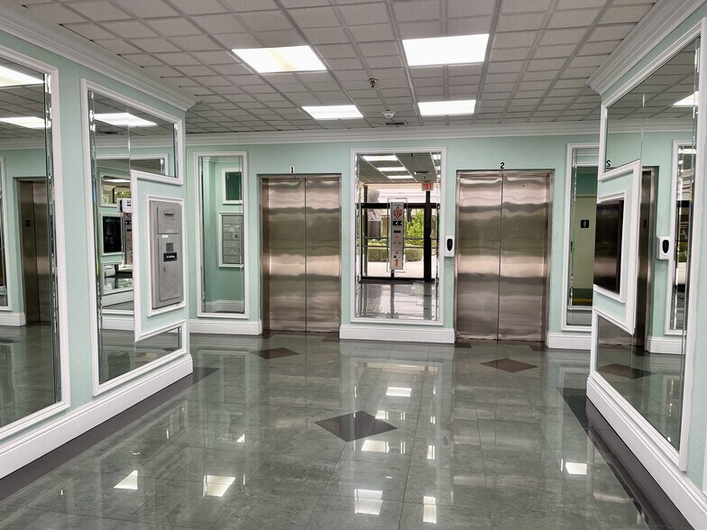 More Photos Of 4700 NW Boca Raton Blvd, Boca Raton Office For Sale