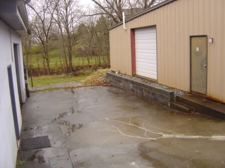 More Photos Of 2400 Volunteer Pky, Bristol Loft Creative Space For Lease