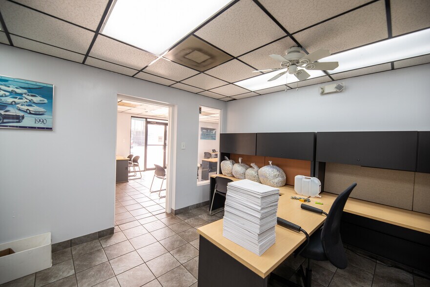 More Photos Of 6025 N Dale Mabry Hwy, Tampa Storefront Retail Office For Lease