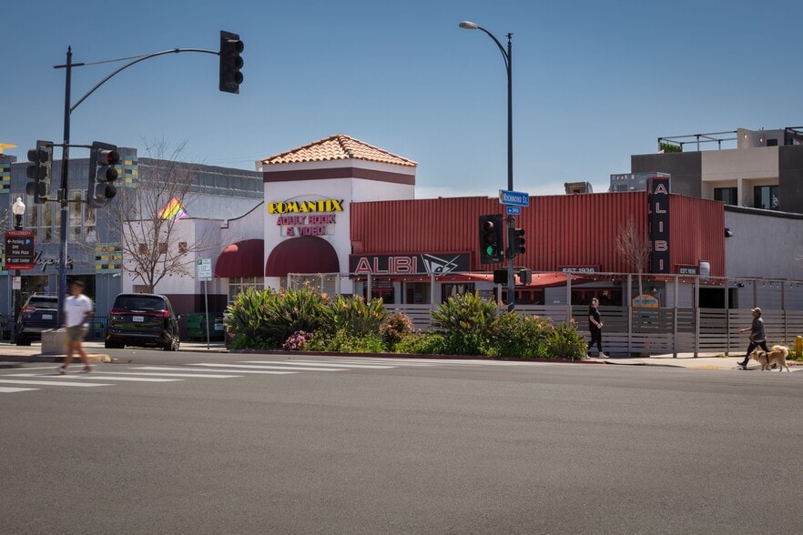 More Photos Of 1407 University Ave, San Diego Storefront For Sale