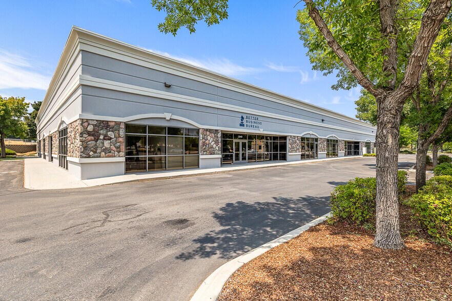 More Photos Of 2300-2398 S Eagle Rd, Meridian Office For Lease