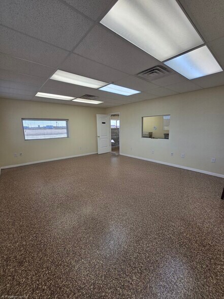 More Photos Of 3901 N Stowe Ave, Odessa Industrial For Lease