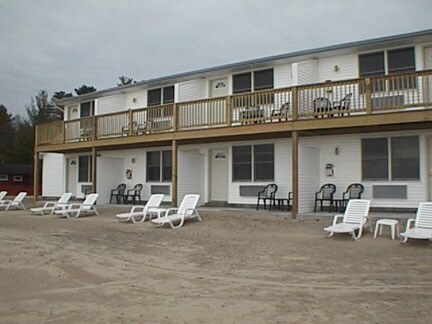 More Photos Of 4497 S US Highway 23, Greenbush Hotel For Sale