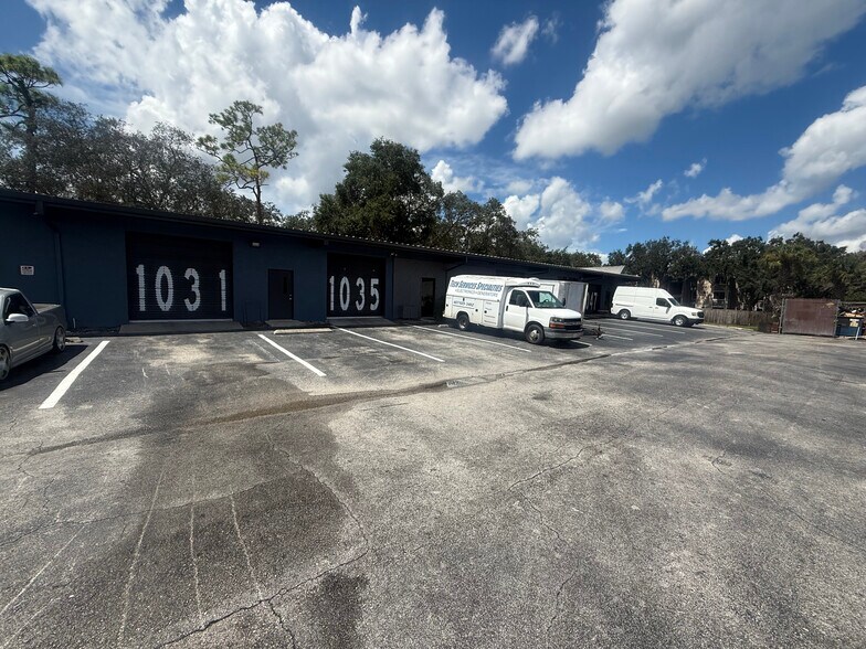More Photos Of 1495 Seminola Blvd, Casselberry Warehouse For Lease