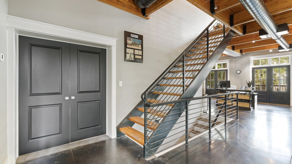 More Photos Of 19 Market, Beaufort Office For Lease