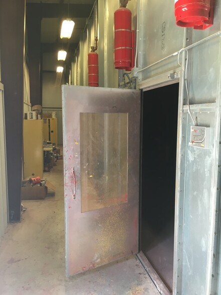 More Photos Of 3533 State Highway 239, Kenedy Warehouse For Sale