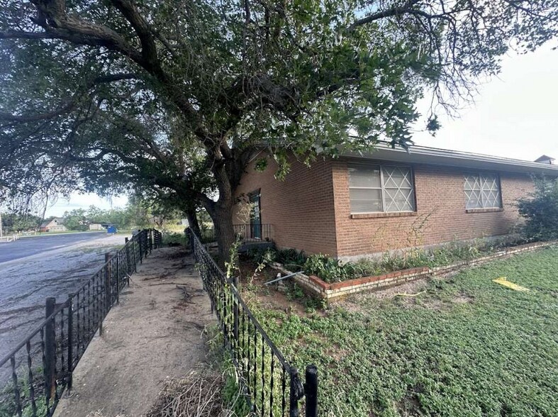 More Photos Of 1901 W Elliott St, Breckenridge Office For Sale