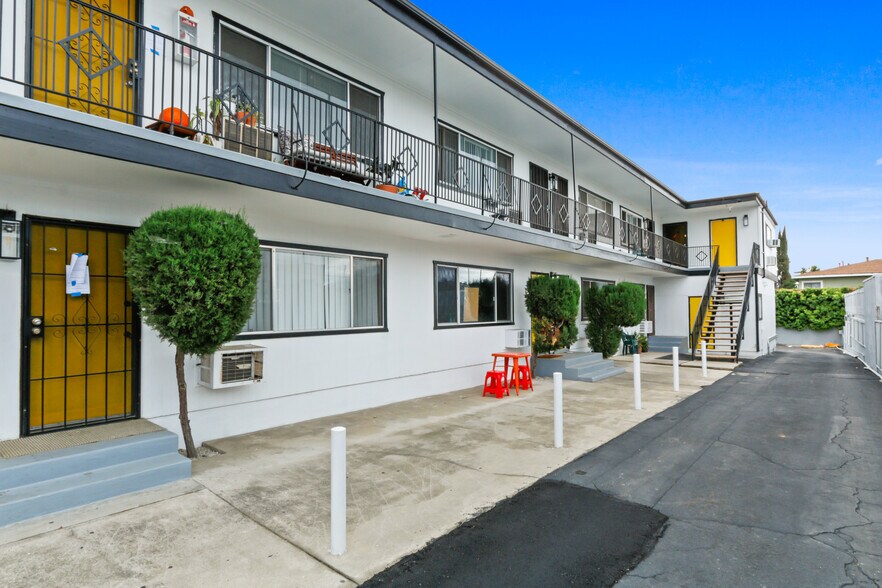 More Photos Of 1445 N Avenue 47, Los Angeles Apartments For Sale