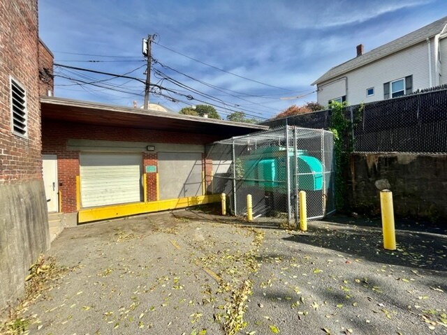 More Photos Of 1224 Hyde Park Ave, Hyde Park Loft Creative Space For Lease