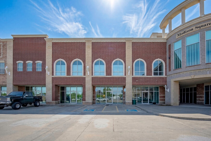 More Photos Of 480 24th Ave NW, Norman Storefront Retail Office For Lease