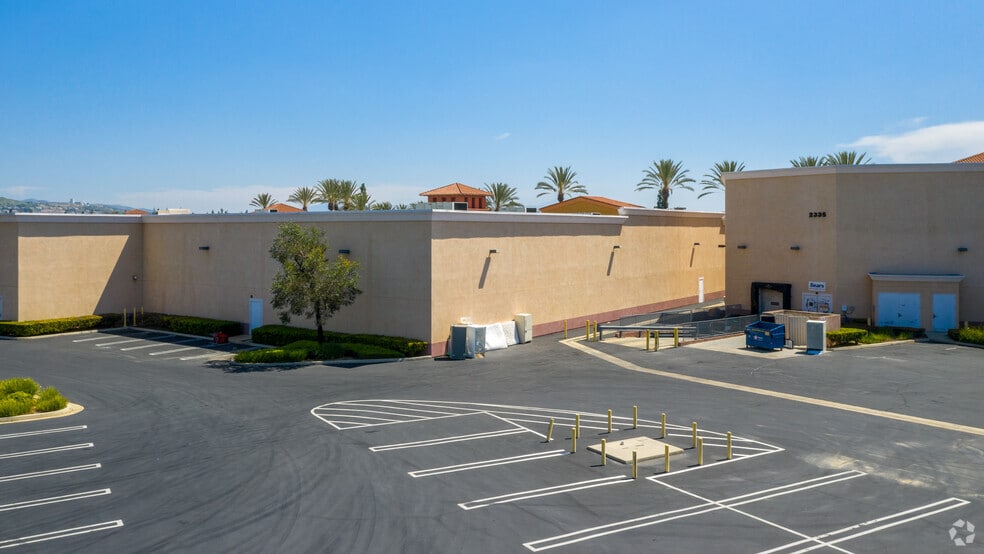 More Photos Of 2315-2595 E Imperial Hwy, Brea Unknown For Lease