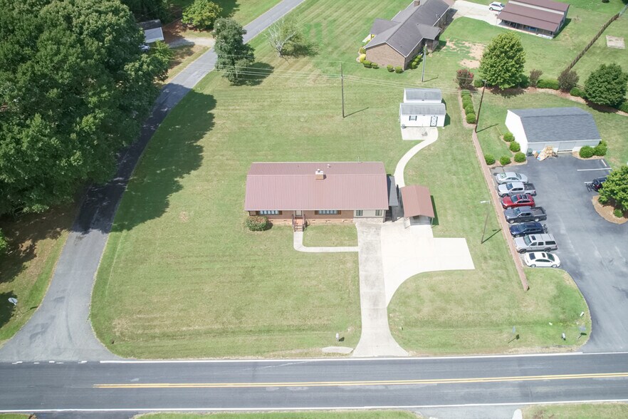 More Photos Of 128 Killian Farm Rd, Stanley Medical For Lease